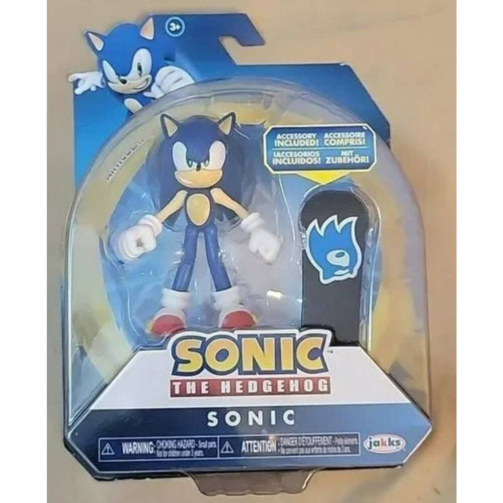 Sonic the Hedgehog Sonic Action Figure With Skateboard New in Box